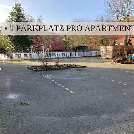 Haus Krabbe: Seaside With Dog-friendly Amenities Apartment Wremen