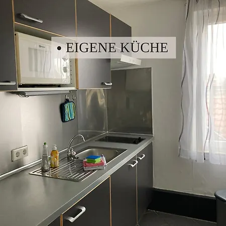 Haus Krabbe, 11, Zentral Gelegen, Fuer 1-2 Personen, 2 Einzelbetten, Zweite Etage, An Der Nordsee, 2 Hunde Willkommen, Kostenfreier Parkplatz, Am Elbe-weser-radweg Mit Unterstellmoeglichkeit Fuer Rad Und E-bike, Gute Zuganbindung *